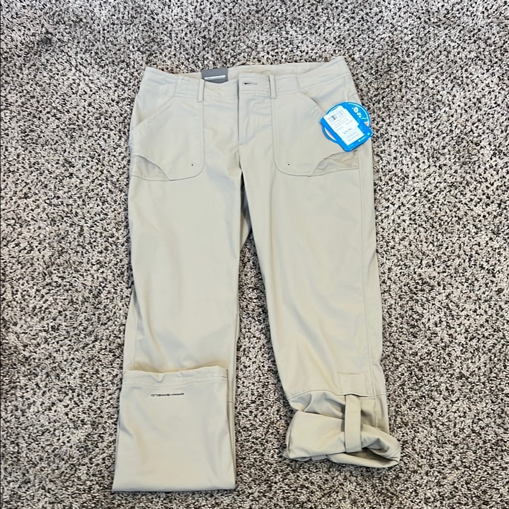 NWT Colombia straight leg pant. Size 8